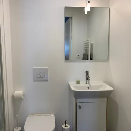 Jolis A 2 Pas Du Vieux Port Dans Immeuble Avec Gardien 马赛