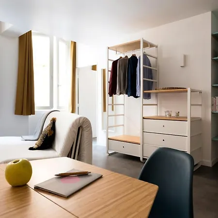 Jolis A 2 Pas Du Vieux Port Dans Immeuble Avec Gardien Apartment *